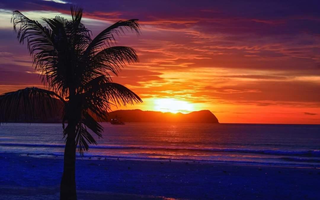 Pousada Paraiso Das Conchas Na Praia Do Pero Cabo Frio Rj Bagian luar foto